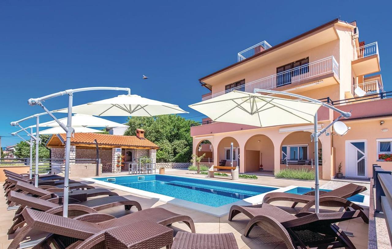 Apartments Antolic Novi Vinodolski Exterior photo